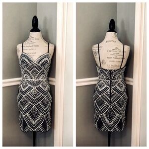 NEW JOVANI SZ 4 GREY PEARL RHINESTONE EMBELLISHED FORMAL COCKTAIL DRESS